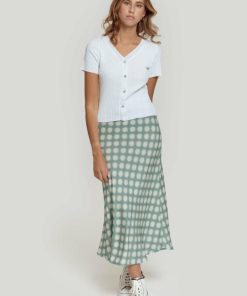 Outfitport.shop5ff2644821 5
