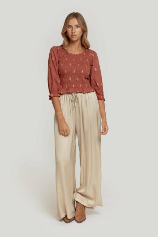 Outfitport.shop6567878721 6