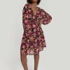 Outfitport.shop77410f0ecb 1