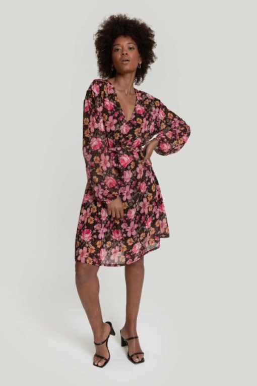 Outfitport.shop77410f0ecb 1