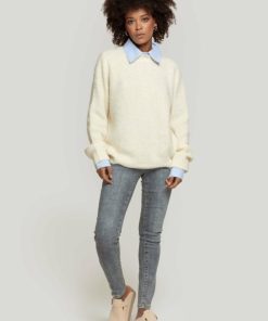Outfitport.shop82060cdfbf 3
