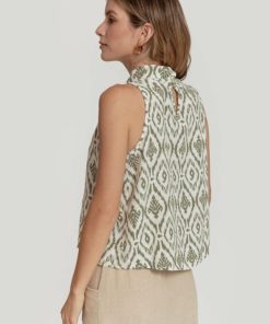Outfitport.shop9aac2c65b9 4