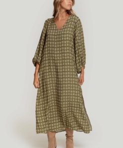 Outfitport.shopa21a198fd4 2