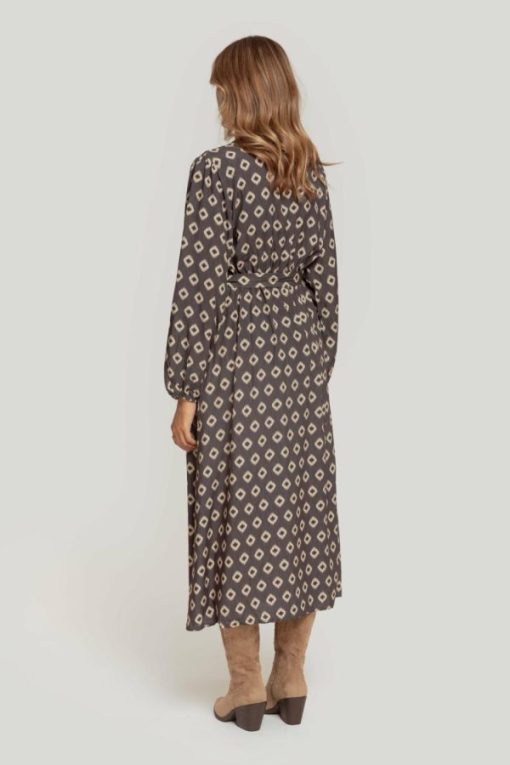 Outfitport.shopf67d750c2a 4